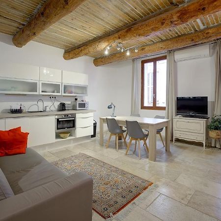 Le Pairou Apartment Ница Екстериор снимка